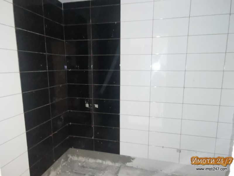 SE PRODAVA 45m2 CENTAR - ZAD HOTEL TINO