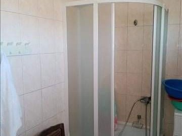 KUKA VO STARIOT DEL NA OHRID SO PREKRASEN POGLED NA EZEROTO I PLOSTADOT