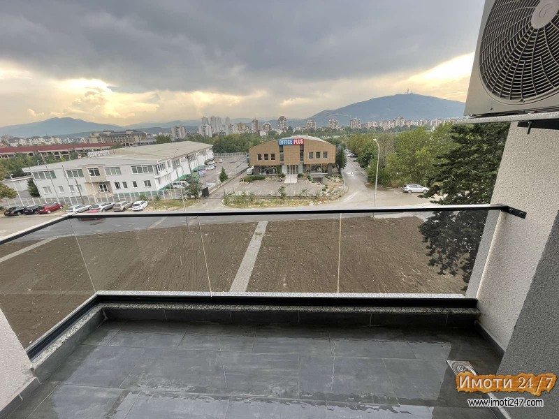 Простран и стилски стан со 1 спална за  изнајмување