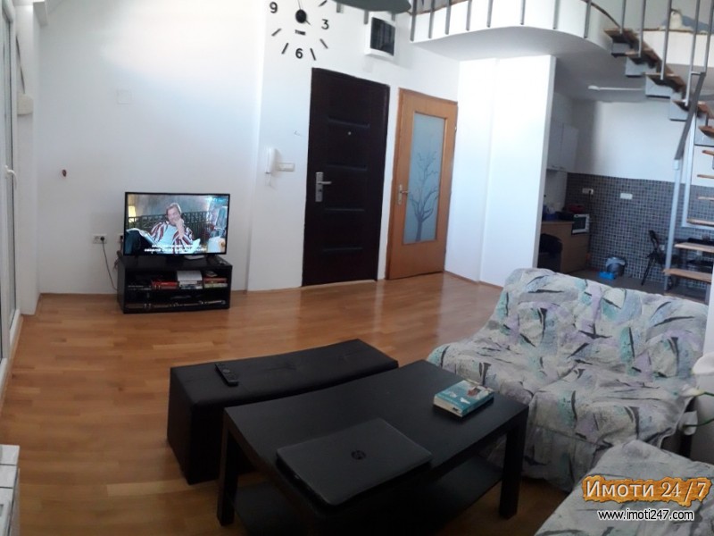 IZDAVAM STAN KAJ DRZAVNA BOLNIA