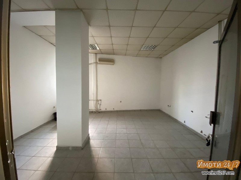 Se izdava dukjan do Katolicka crkva