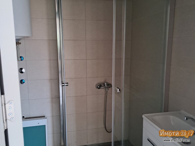 SE PRODAVA NOV TROSOBEN STAN VO HROMFARMAHEM
