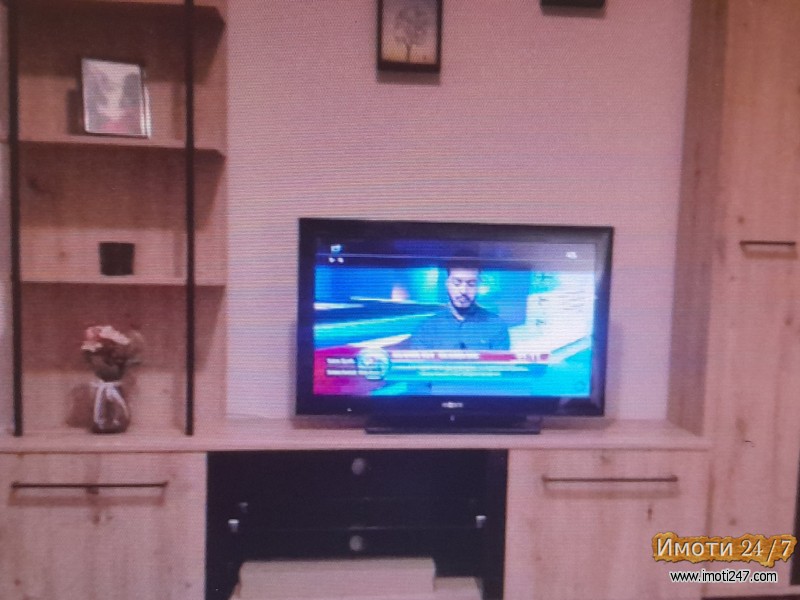 Izdavam garsonjera vo centar