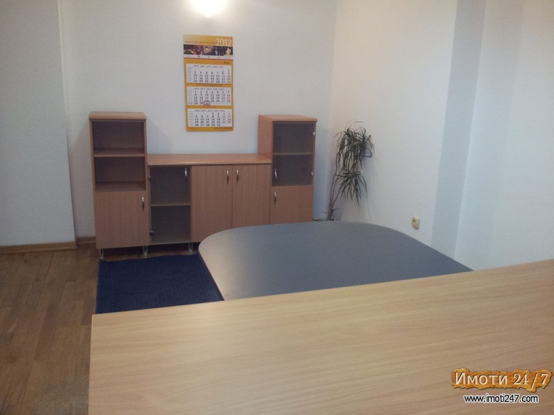 Prodavam stan vo najstrog Centar 35 m na plostad Filip Vtori