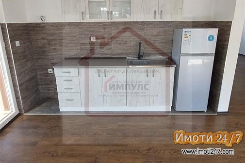 ATRAKTIVEN DELOVEN PROSTOR LOCIRAN VO CRNICE