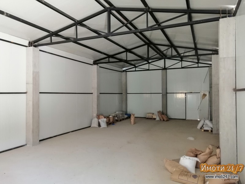 Prodavam nov magacin i plac vo s Brazda-C Sandevo