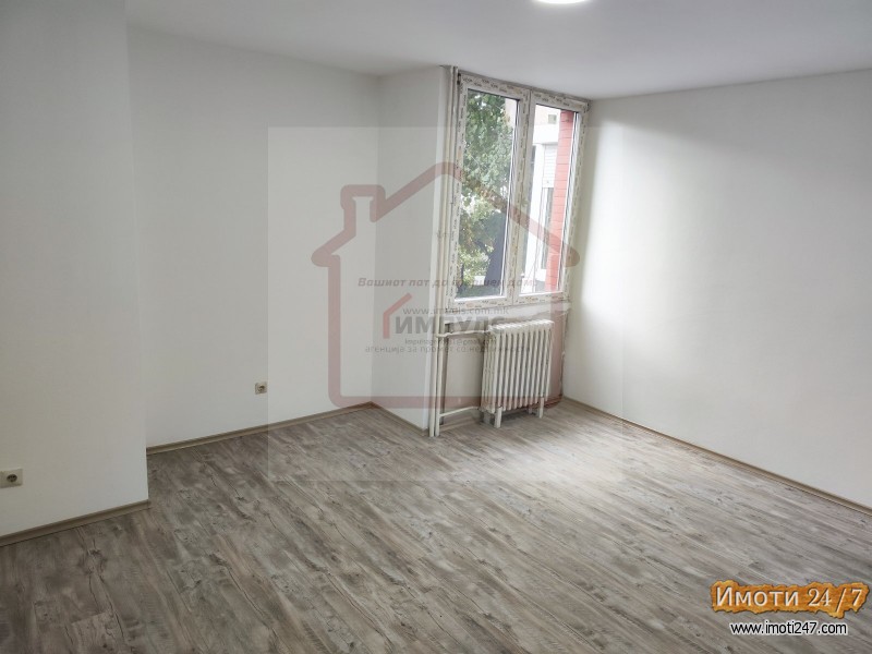 РЕНОВИРАН ПРАЗЕН ТРОСОБЕН СТАН ВО СТРОГ ЦЕНТАР