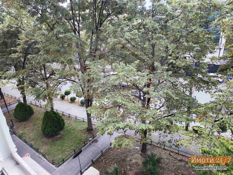 РЕНОВИРАН ПРАЗЕН ТРОСОБЕН СТАН ВО СТРОГ ЦЕНТАР