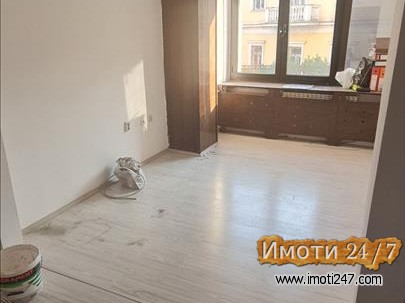 Деловен простор - грчка амбасада