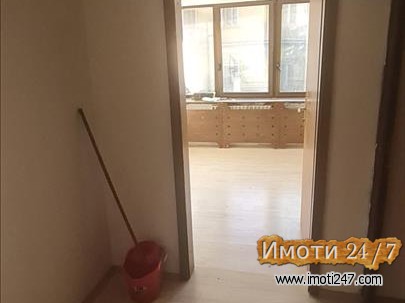 Деловен простор - грчка амбасада