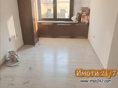 Деловен простор - грчка амбасада