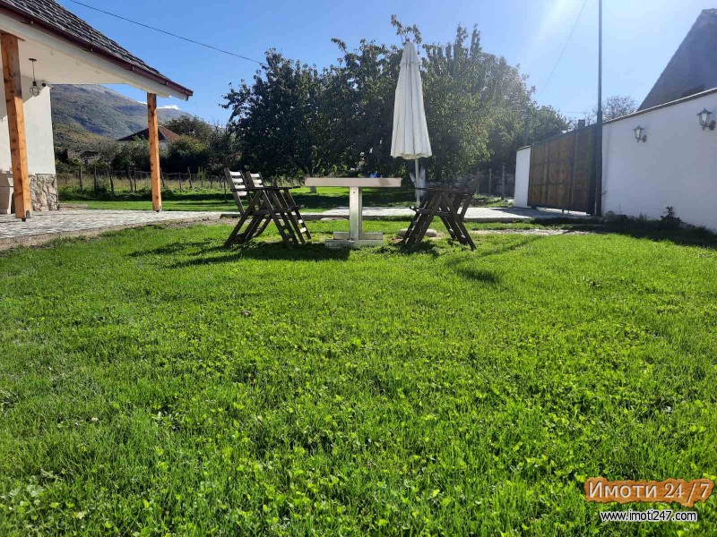 Se izdava Vila