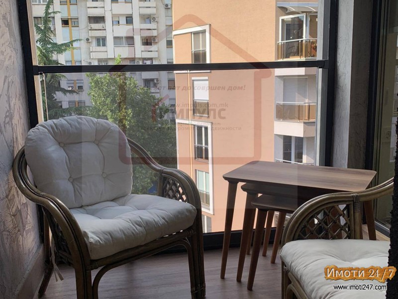 ЛУКСУЗЕН СТАН НА АТРАКТИВНА ЛОКАЦИЈА ВО ЦЕНТАРКАПИШТЕЦ