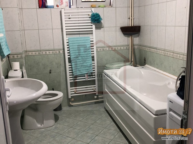УДОБЕН ТРСОСОБЕН СТАН НА АТРАКТИВНА ЛОКАЦИЈА ВО КАРПОШ