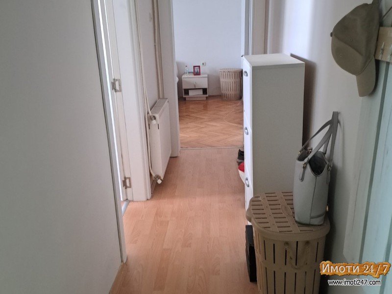 DVCOSOBEN STAN VO BLIZINA NA SVPETKASHAMPIONCE