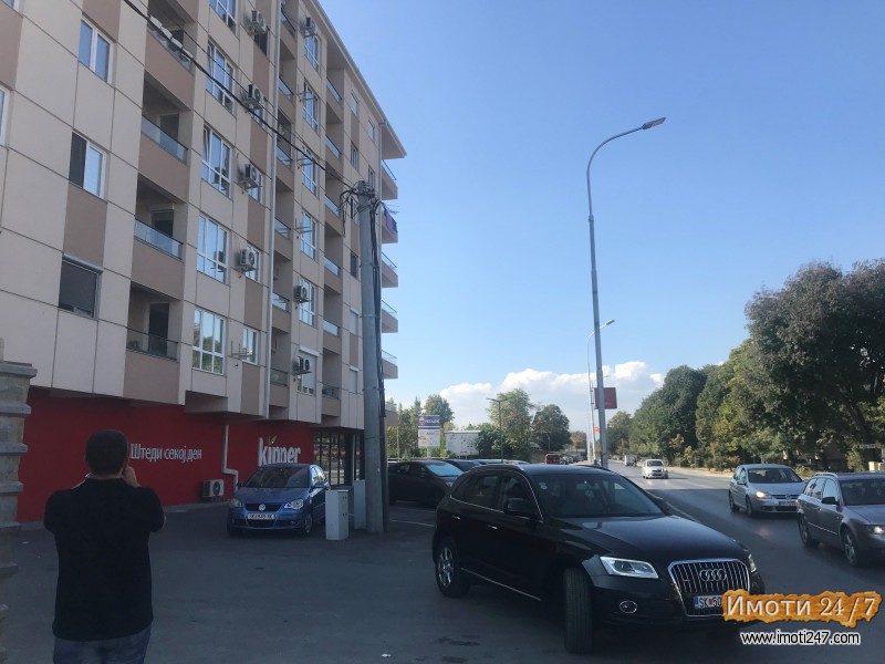 Издавам нов стан во новоградба 40м2 Скопје идеален за деловен простор