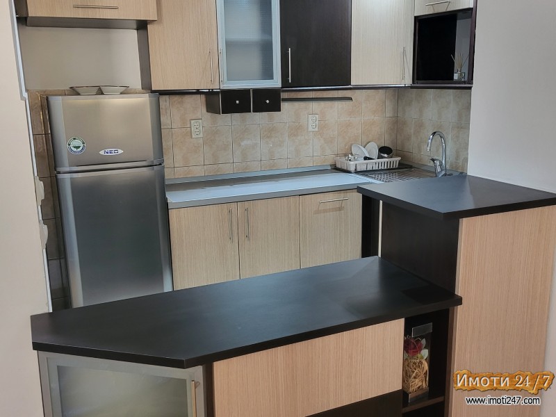 СЕ ИЗДАВА 2 собен СТАН ВО МИЧУРИН