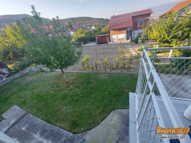 Renovirana kuka 132m2 so dvor 814m2 vo Pripor