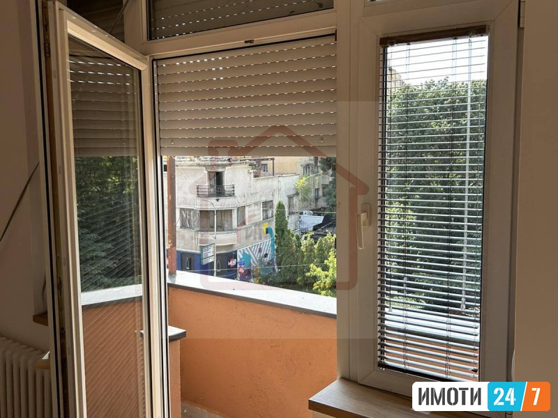 ПРАЗЕН ТРОСОБЕН СТАН СО ЛОКАЦИЈА ВО ЦЕНТАР
