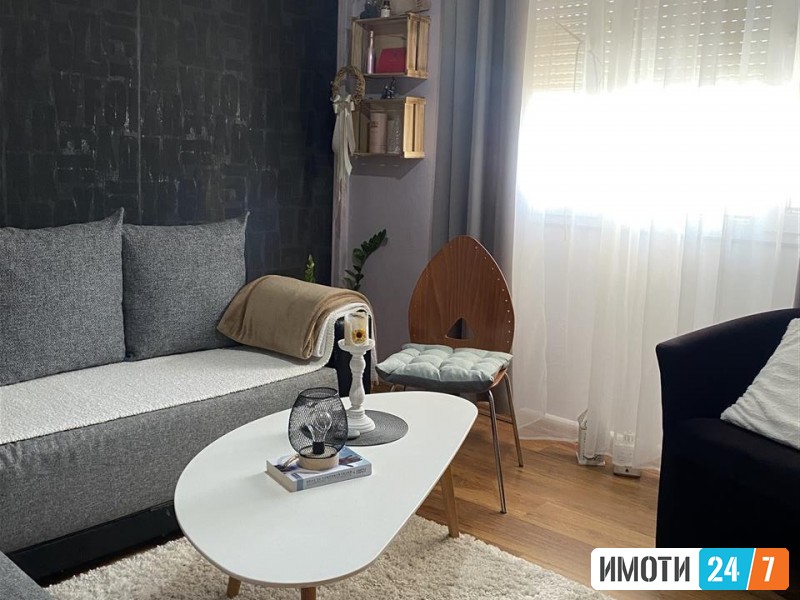 Се продава стан во Хиподром 60m2
