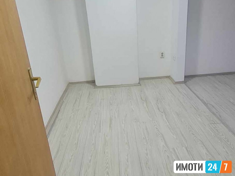 Реновиран деловен простор - канцеларии Грчка Амбасада
