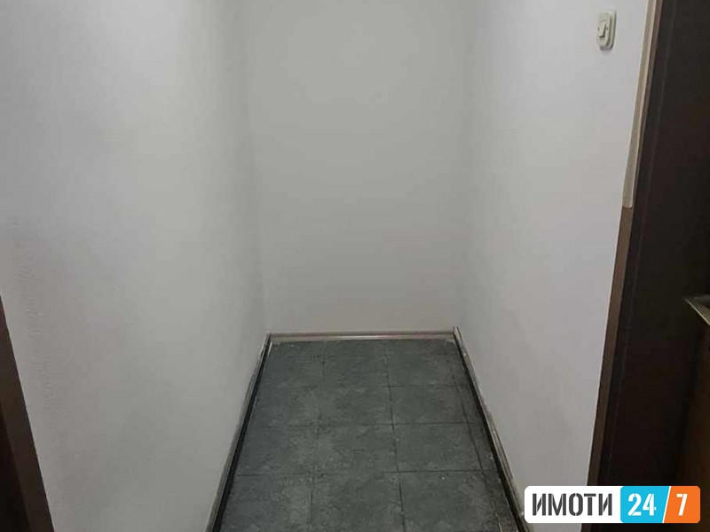 Реновиран деловен простор - канцеларии Грчка Амбасада