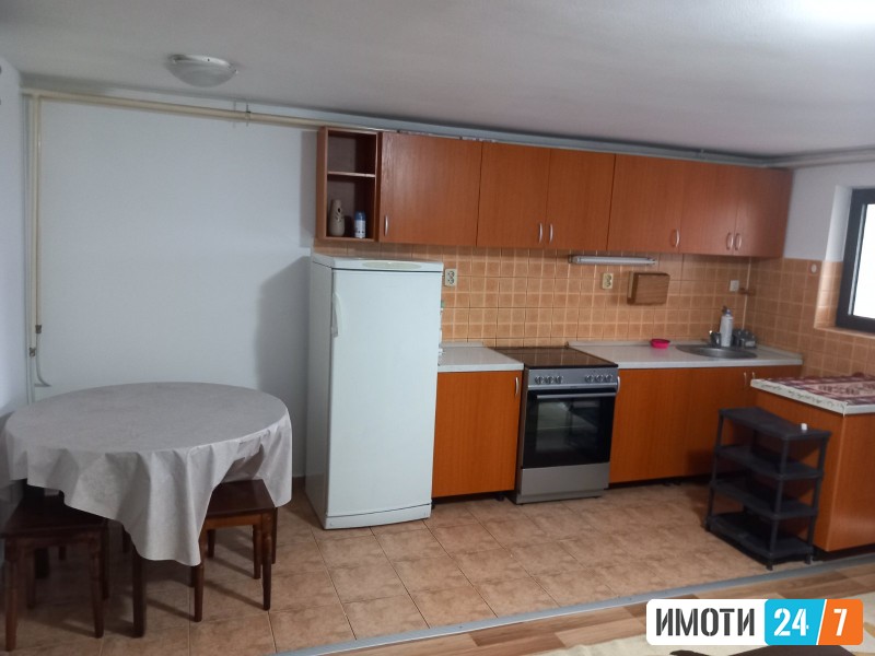Се издава стан во Црниче