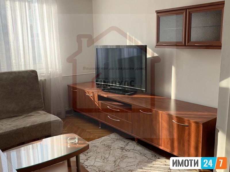 UDOBEN TROSOBEN STAN VO STROG CENTAR