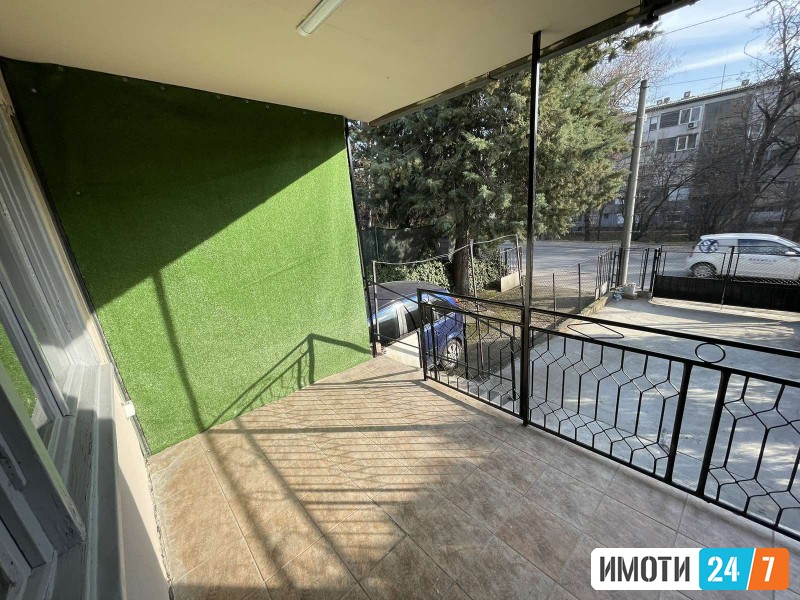 Се продава куќа во населба Ченто Скопје на улица Методија Андонов - Ченто