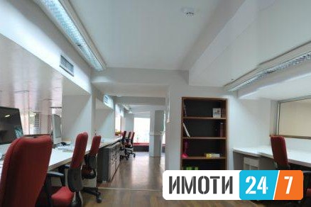 РЕПРЕЗЕНТАТИВЕН ДЕЛОВЕН ПРОСТОР НА ИДЕАЛНА ЛОКАЦИЈА ВО ЦЕНТАР