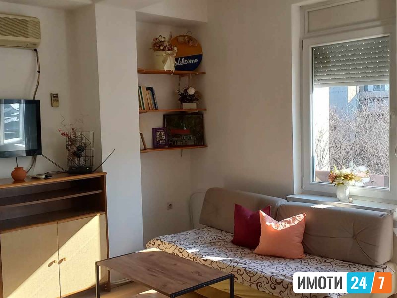 Se izdava namesten stan 55m2 vo KIsela Voda do ekonosko uciliste