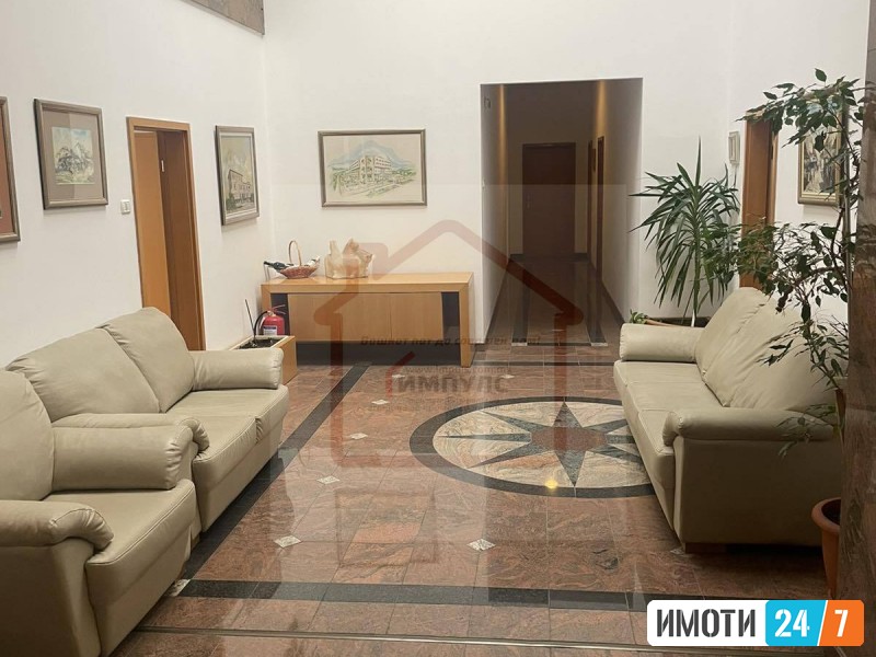 НАМЕСТЕН ДЕЛОВЕН ПРОСТОР НА АТРАКТИВНА ЛОКАЦИЈА ВО ЦЕНТАР