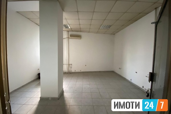 Се издава дуќан во близина на Католичка Црква 