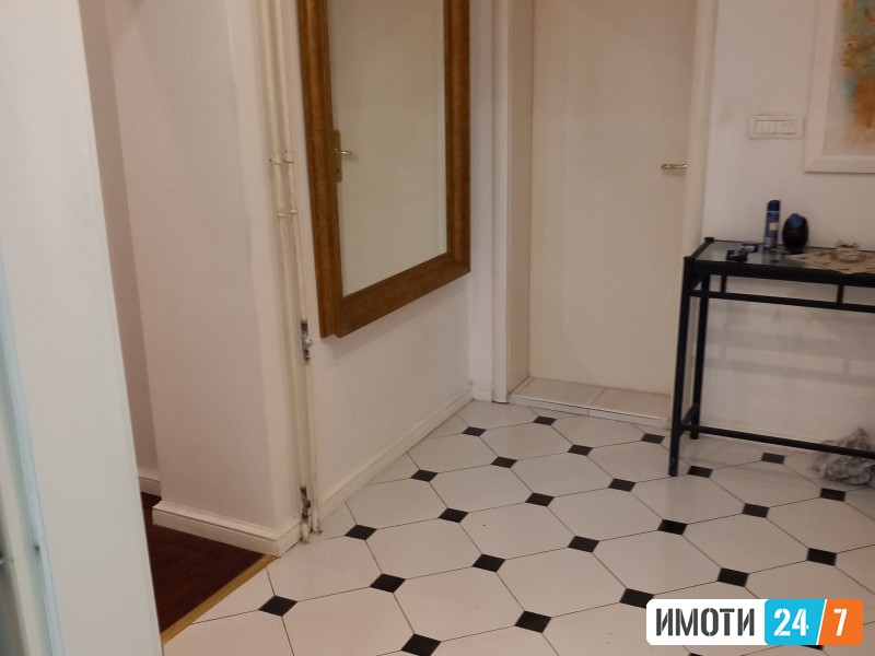 4 Soben stan vo Avtokomanda