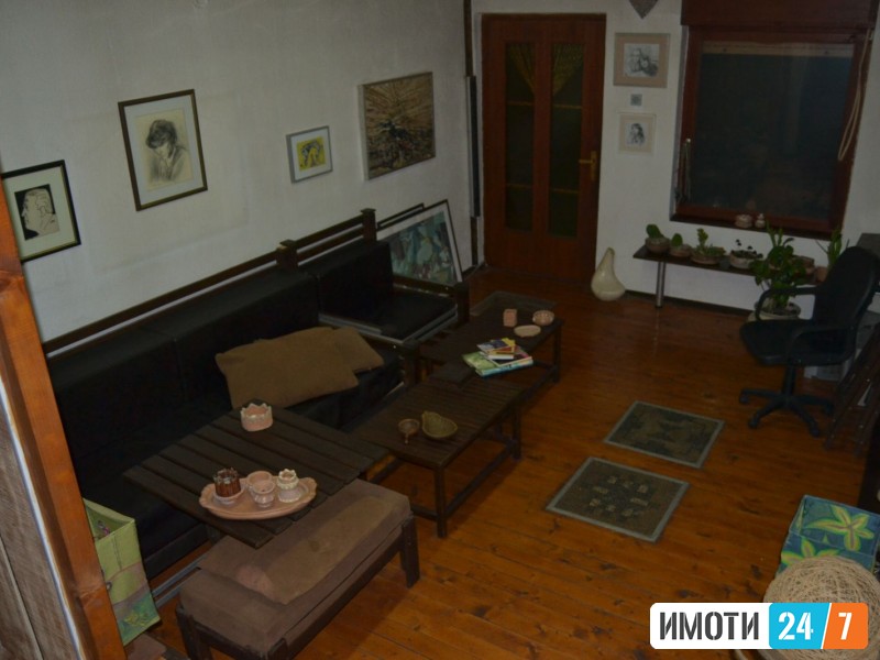 SAMOSTOJNA KUKA NA KEJOT NA REKATA MATKA