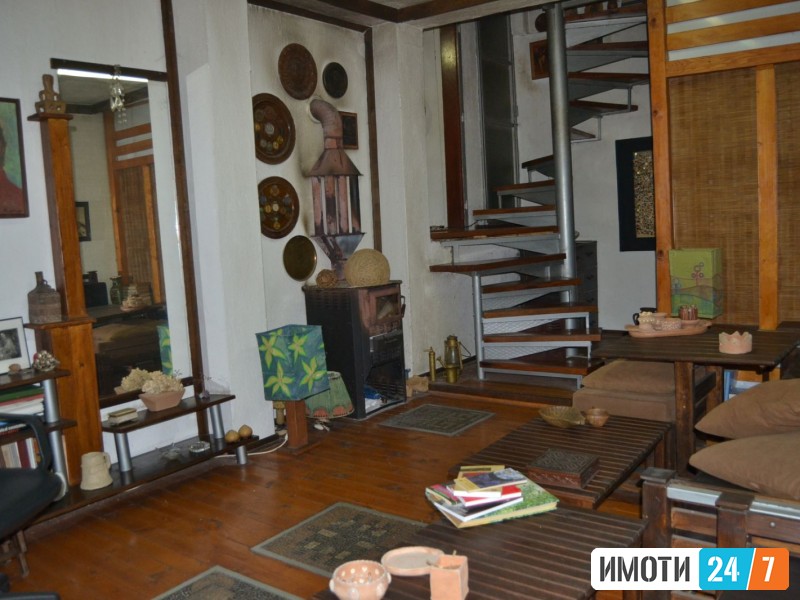 SAMOSTOJNA KUKA NA KEJOT NA REKATA MATKA