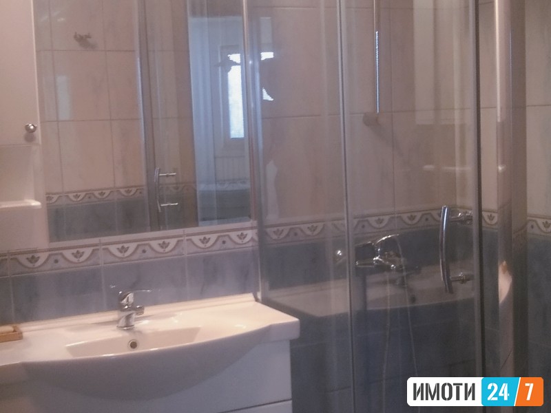 Се продава комплетно уреден стан во непосредна близина на Diamond  Mall