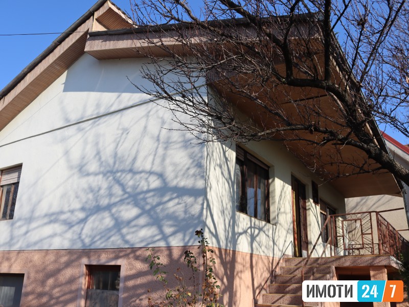 SE PRODAVA SEMEJNA KUCA VO nCENTOКУЌА нЧенто