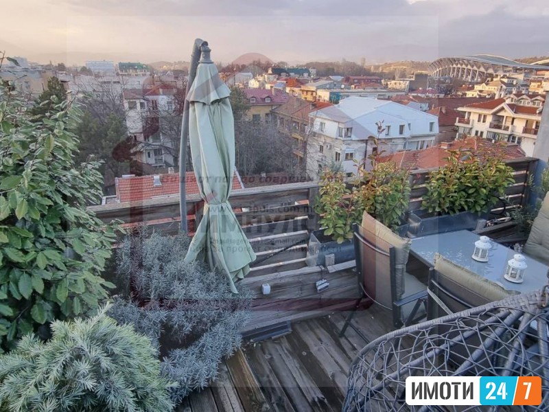 ЛУКСУЗЕН ЧЕТИРИСОБЕН СТАН НА ИДЕАЛНА ЛОКАЦИЈА ВО ЦЕНТАР