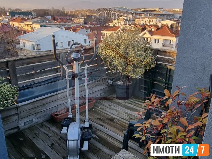 ЛУКСУЗЕН ЧЕТИРИСОБЕН СТАН НА ИДЕАЛНА ЛОКАЦИЈА ВО ЦЕНТАР