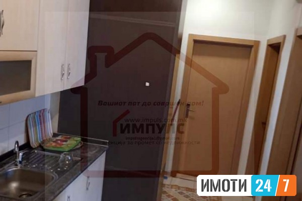РЕНОВИРАН ДВОСОБЕНС ТАН НА АТРАКТИВНА ЛОКАЦИЈА ВО ЦЕНТАР