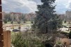 СЕ ПРОДАВА ТРОСОБЕН СТАН НА АТРАКТИВНА ЛОКАЦИЈА ВО АЕРОДРОМ
