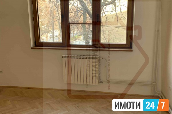 ПРАЗЕН ТРОСОБЕН СТАН СО ЛОКАЦИЈА ВО ЦЕНТАР
