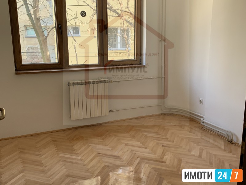 ПРАЗЕН ТРОСОБЕН СТАН СО ЛОКАЦИЈА ВО ЦЕНТАР