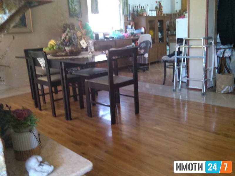 SE IZDAVA EXTRA KUKA VO BARDOVCI