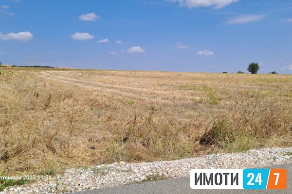 PRODAZBA DVA PLACA AJVATOVCI -GRADEZEN REON