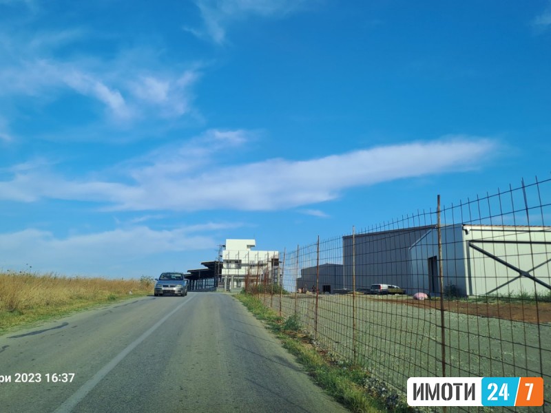 PRODAZBA DVA PLACA AJVATOVCI -GRADEZEN REON