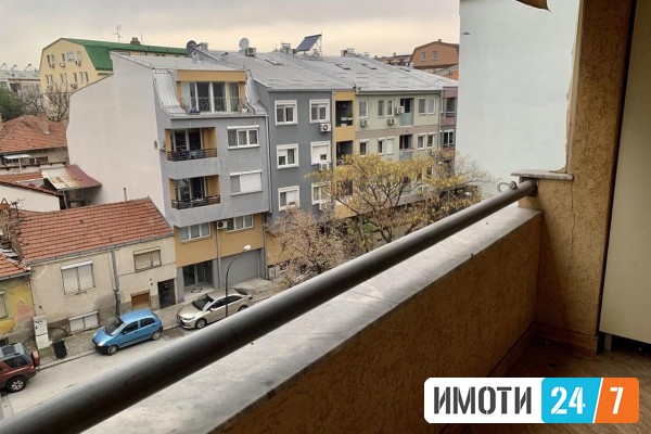 SE IZDAVA TOP STAN DEBAR MAALO 52 M2