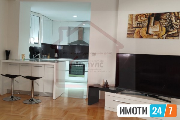 НЕВЕРОЈАТЕН ТРОСОБЕН СТАН НА ОДЛИЧНА ЛОКАЦИЈА ВО ЦЕНТАР