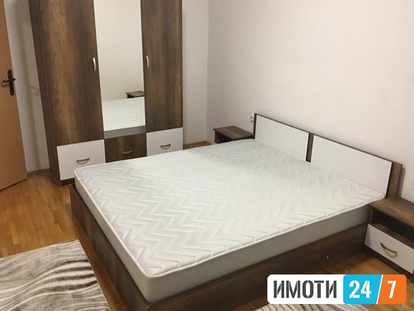 SE IZDAVA TOP STANCE MAVROVKA 43 M2